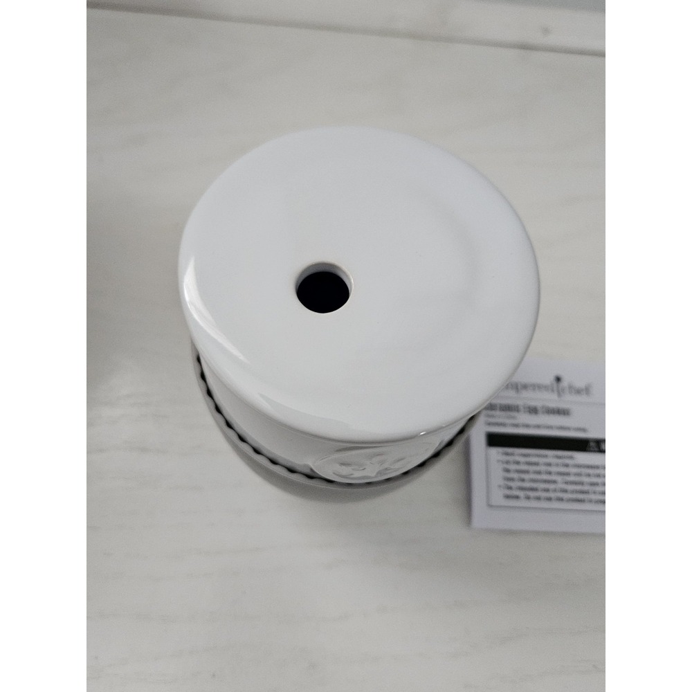 Pampered Chef Ceramic Microwave Egg Cooker W/Lid Silicone Sleeve #1529 Open Box - Picture 5 of 6